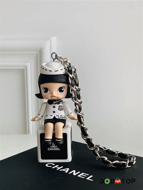 chanel car keychain